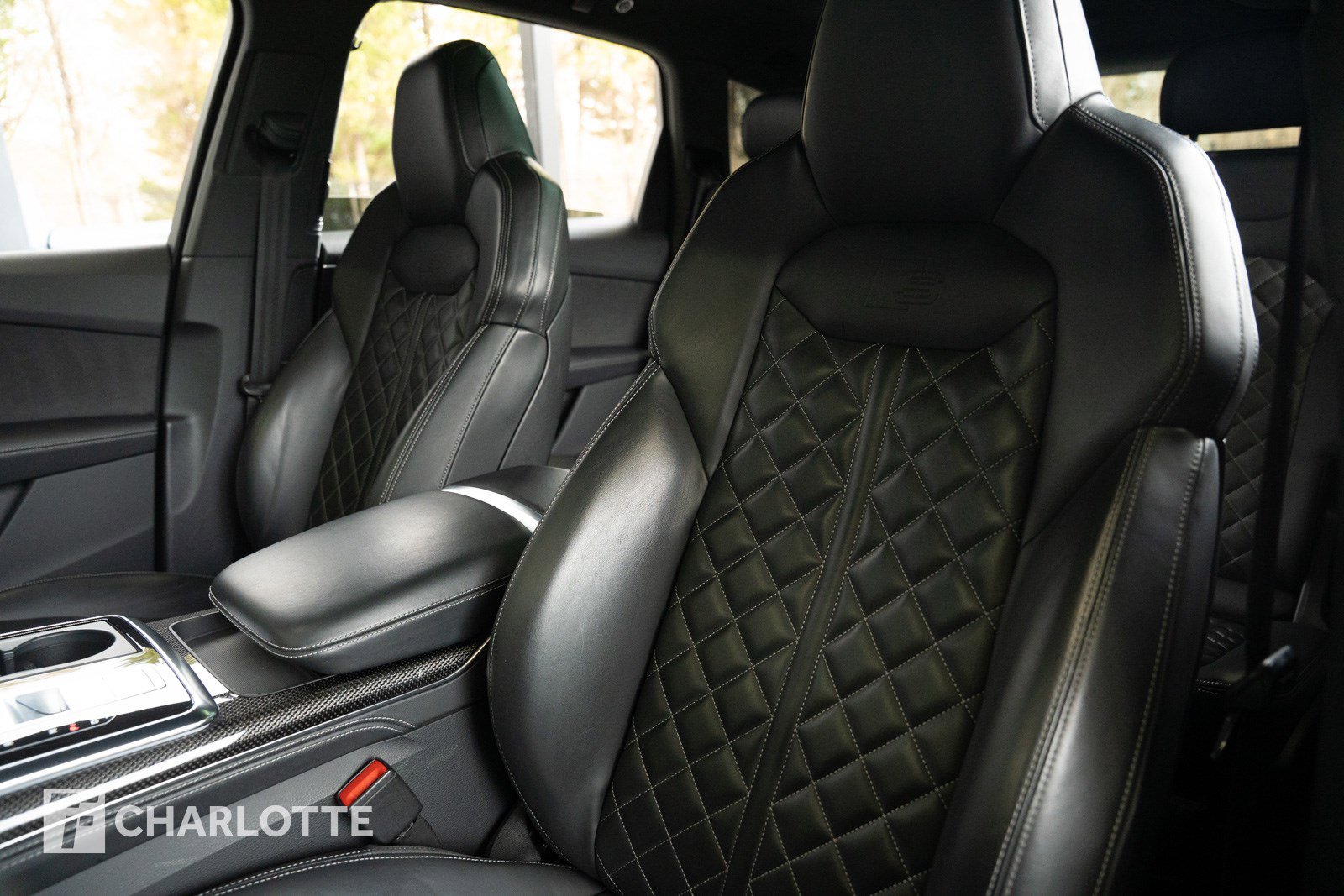 Used 2023 Audi SQ7 Premium Plus w/ Towing Package image 18