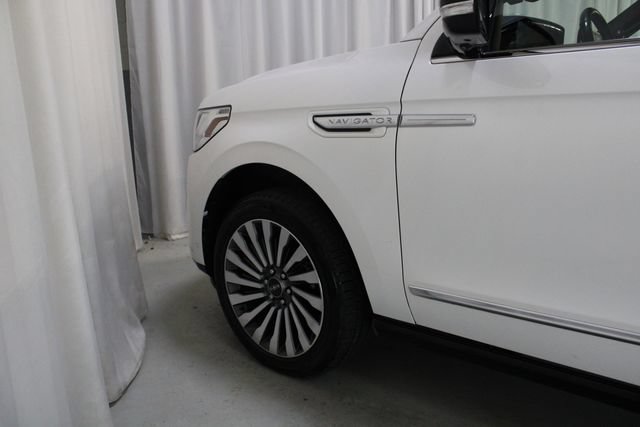 Used 2019 Lincoln Navigator L Reserve AWD/4WD image 30