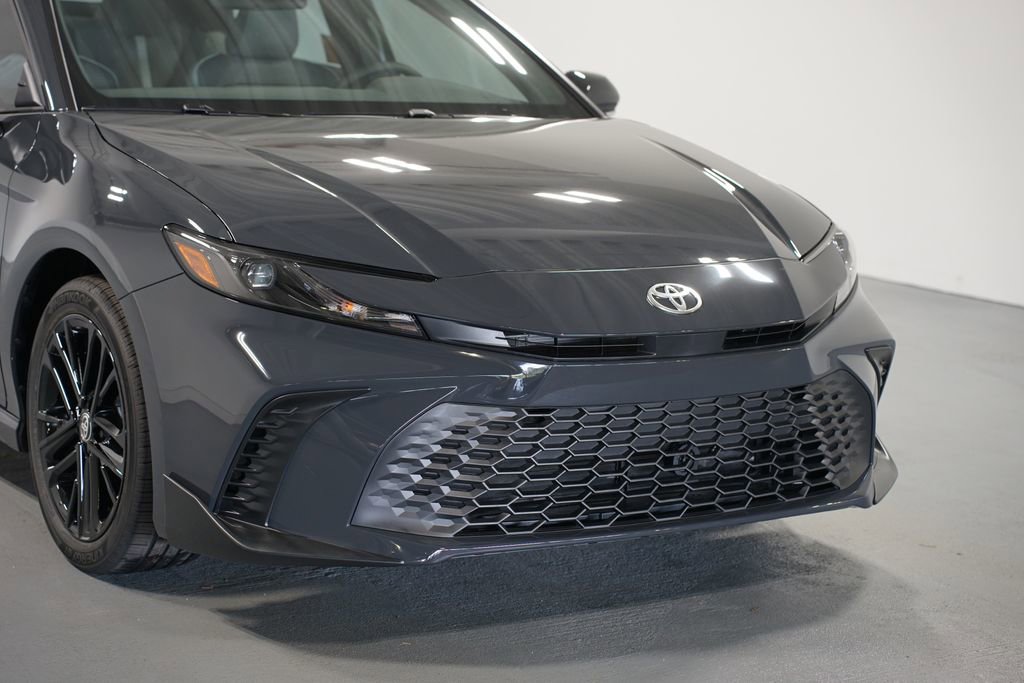 New 2026 Toyota Camry SE image 4