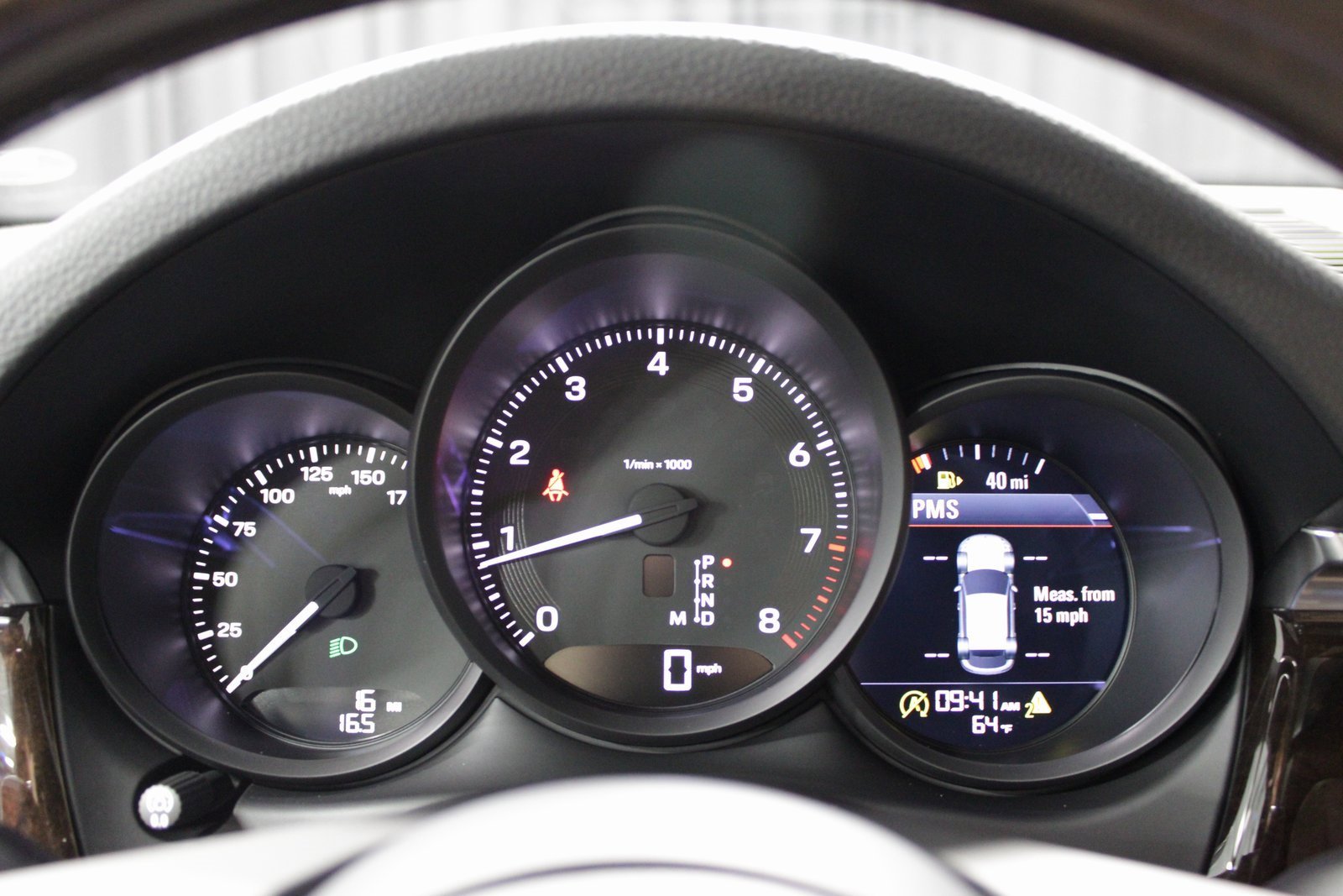 New 2026 Porsche Macan image 31