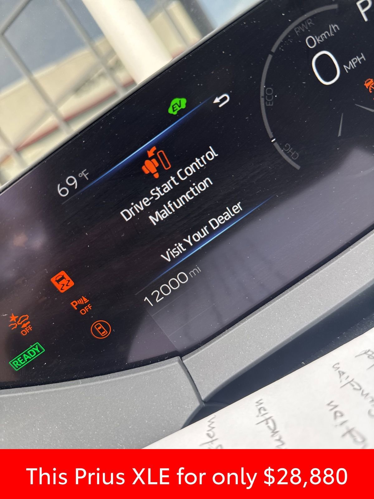 Used 2024 Toyota Prius XLE image 8