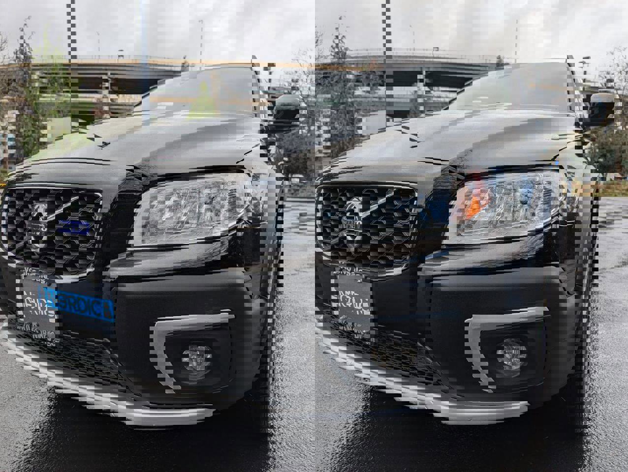 Used 2015 Volvo XC70 T6 image 24