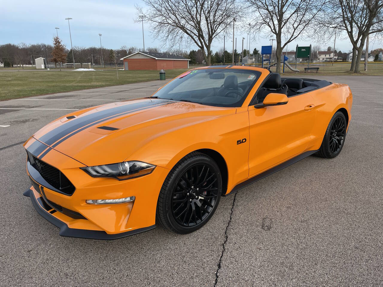 Used 2018 Ford Mustang GT Premium w/ GT Performance Package image 18