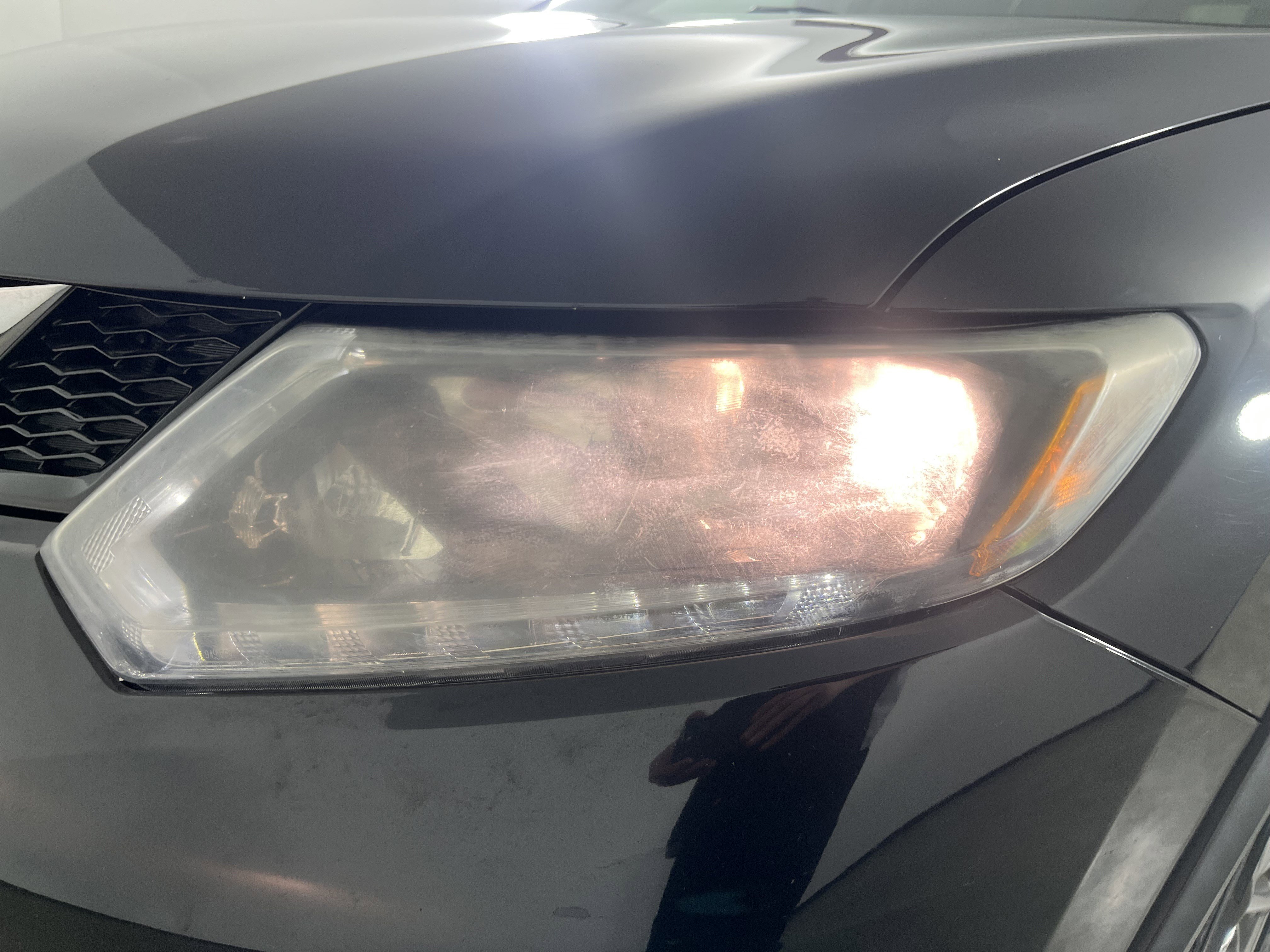 Used 2016 Nissan Rogue SL image 25