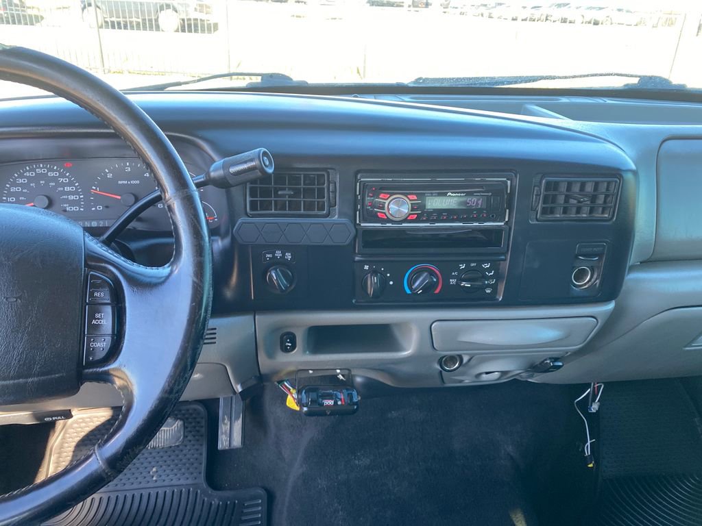 Used 2004 Ford F250 XLT image 17