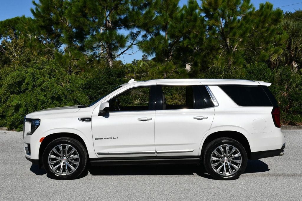 Used 2021 GMC Yukon Denali w/ Denali Premium Package RWD image 32
