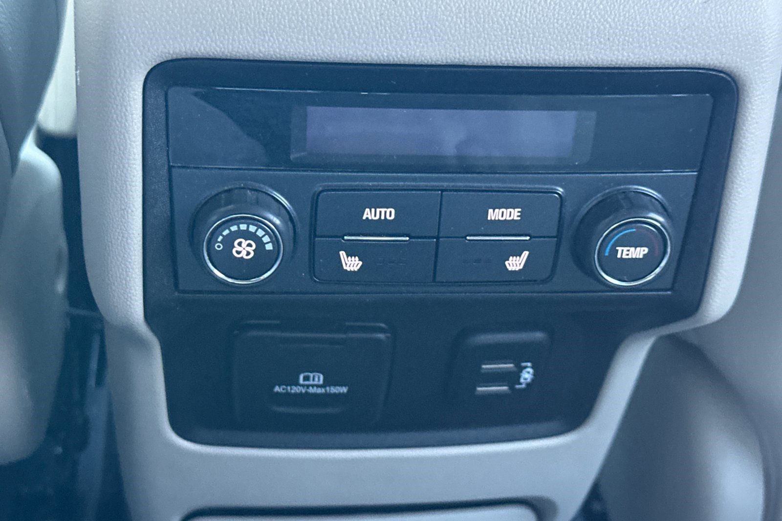 Used 2017 GMC Acadia Denali w/ Technology Package image 16