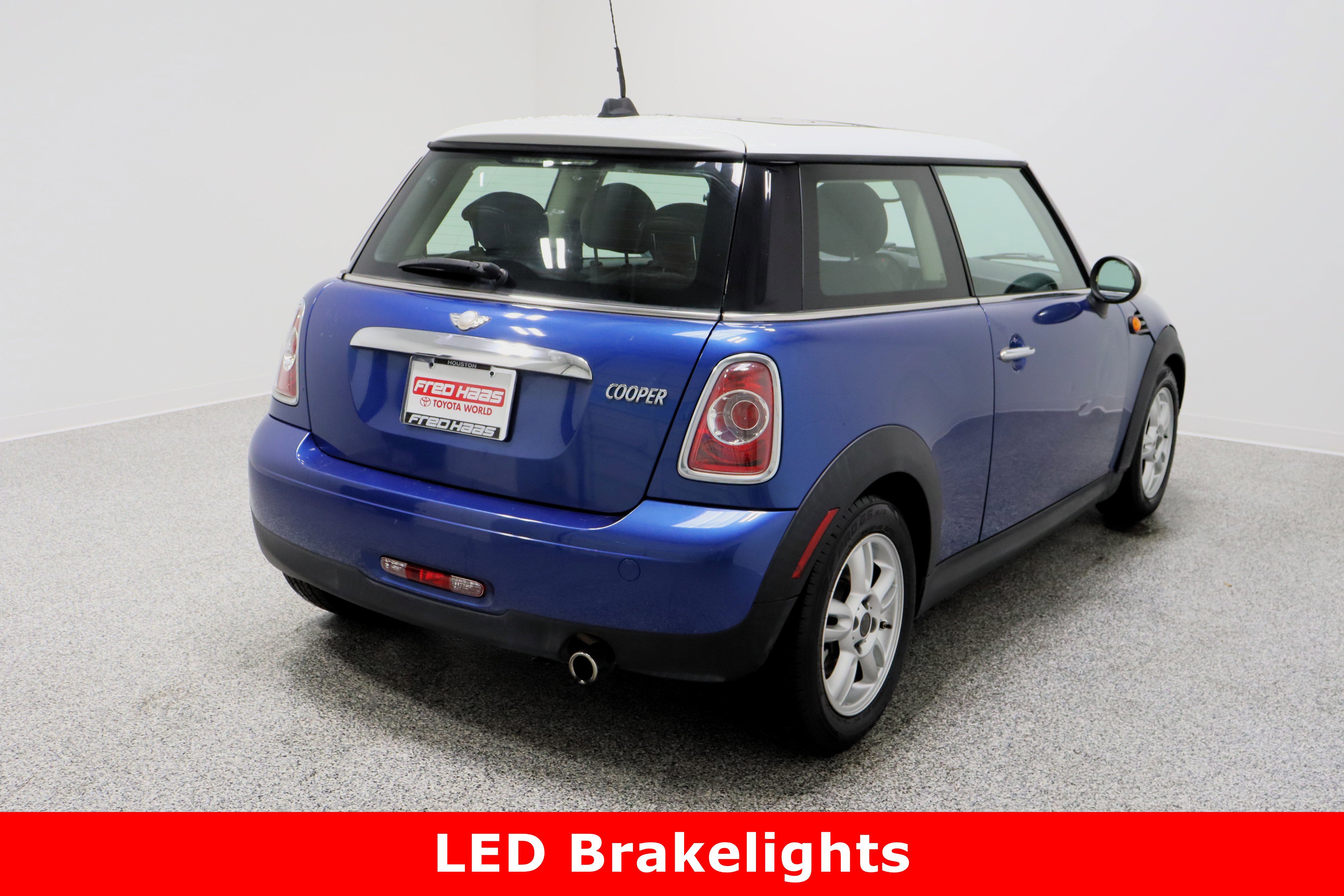 Used 2013 MINI Cooper Hardtop image 7