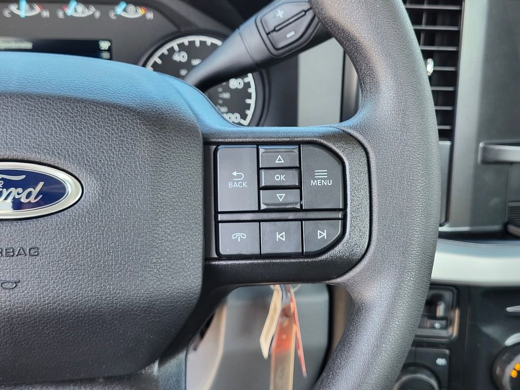 New 2026 Ford F250 XL w/ XL Chrome Package image 24