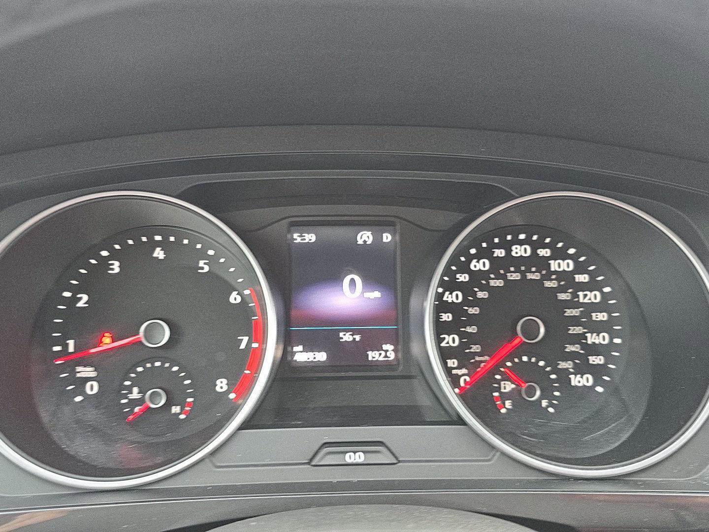 Used 2020 Volkswagen Tiguan SE image 17