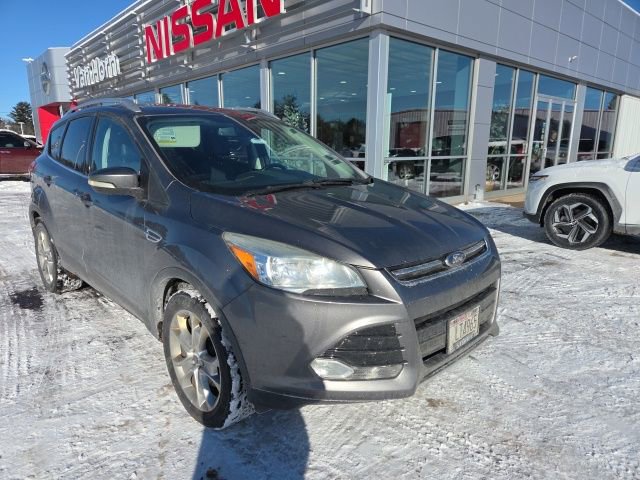 Used 2014 Ford Escape Titanium image 2