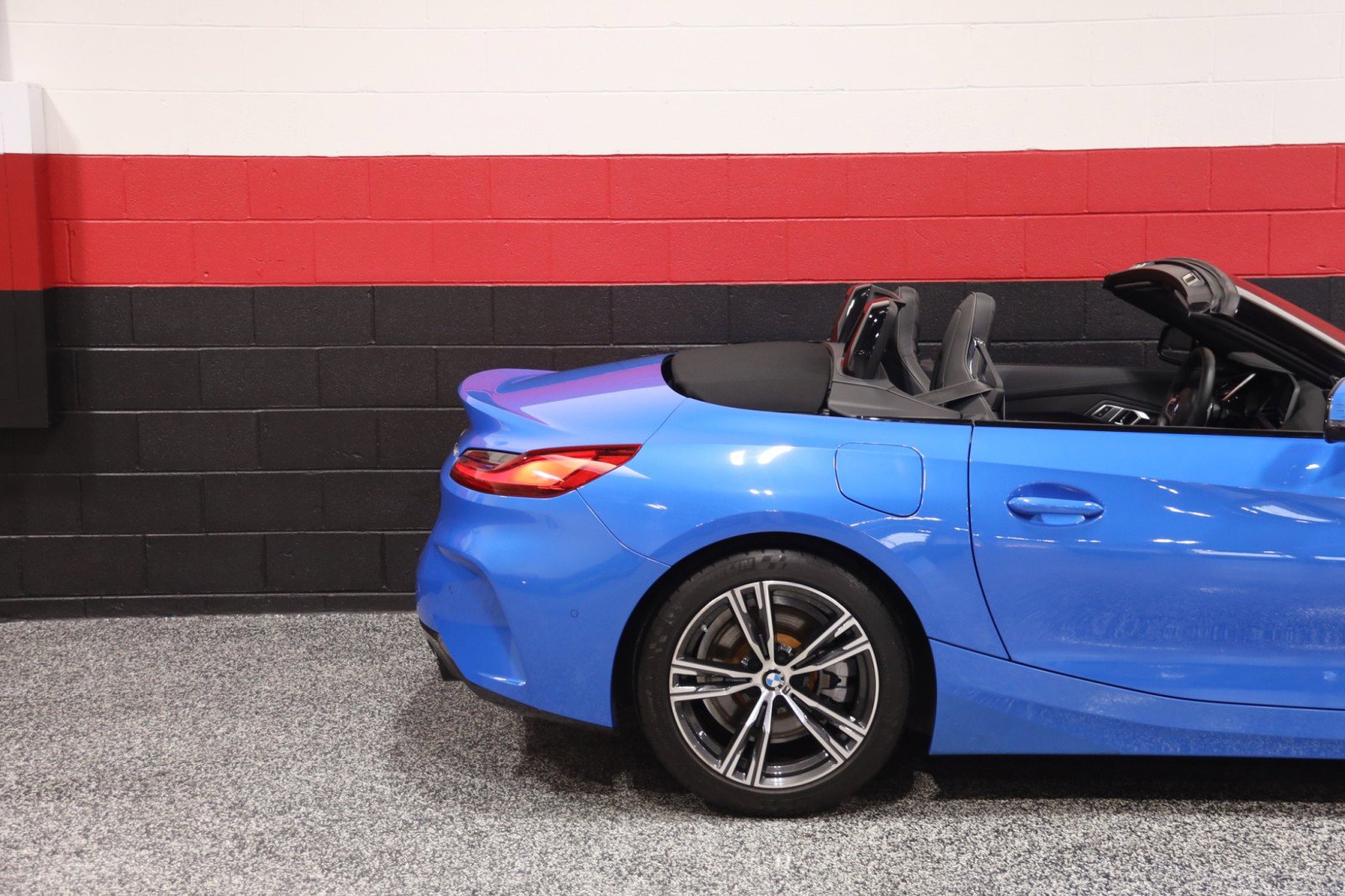 Used 2019 BMW Z4 sDrive30i w/ M Sport Package image 5