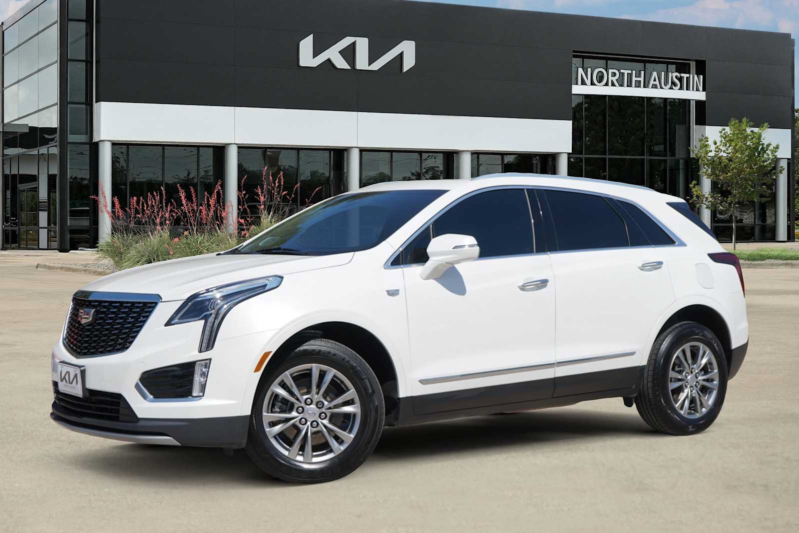Used 2023 Cadillac XT5 Premium Luxury FWD image 1