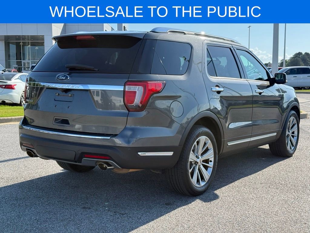Used 2019 Ford Explorer Limited w/ Class III Trailer Tow Package FWD image 9