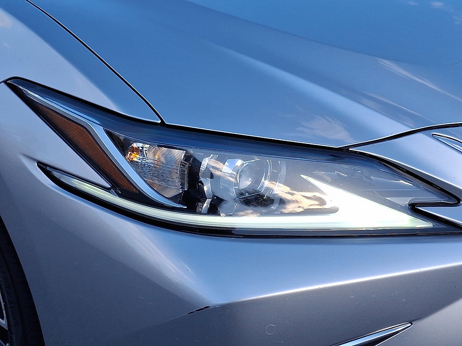 Used 2022 Lexus ES 350 w/ Premium Package image 10