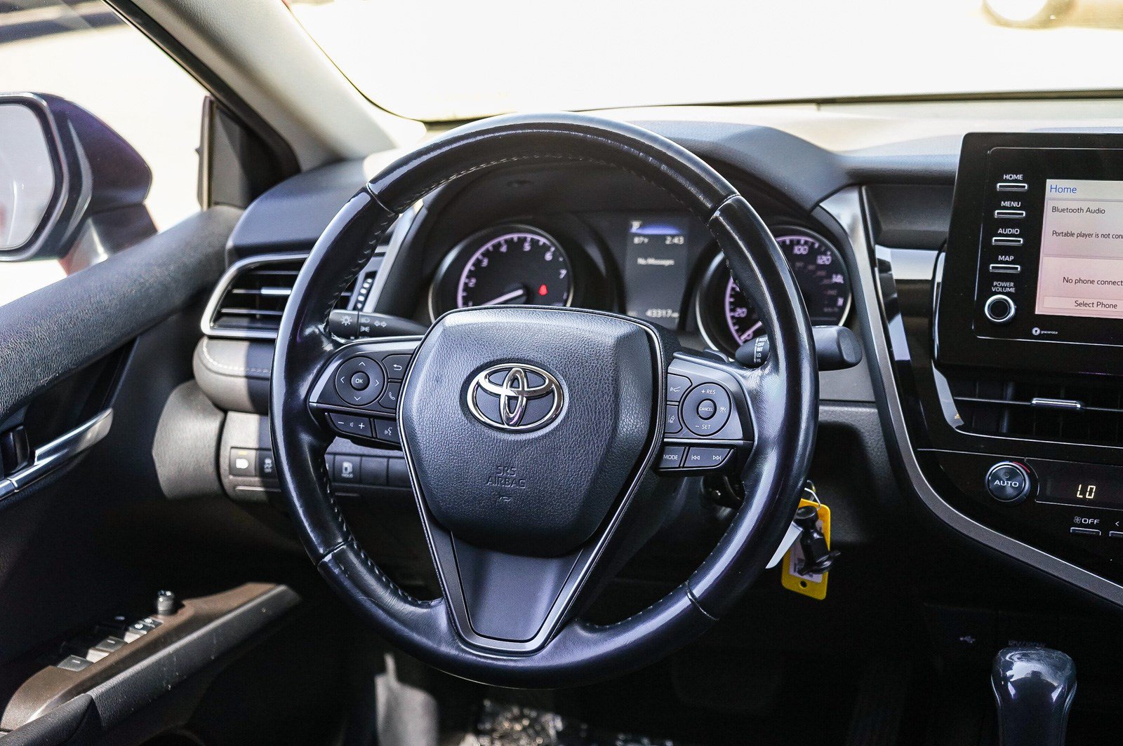 Used 2021 Toyota Camry SE w/ Carpet Mat Package (TMS) FWD image 15
