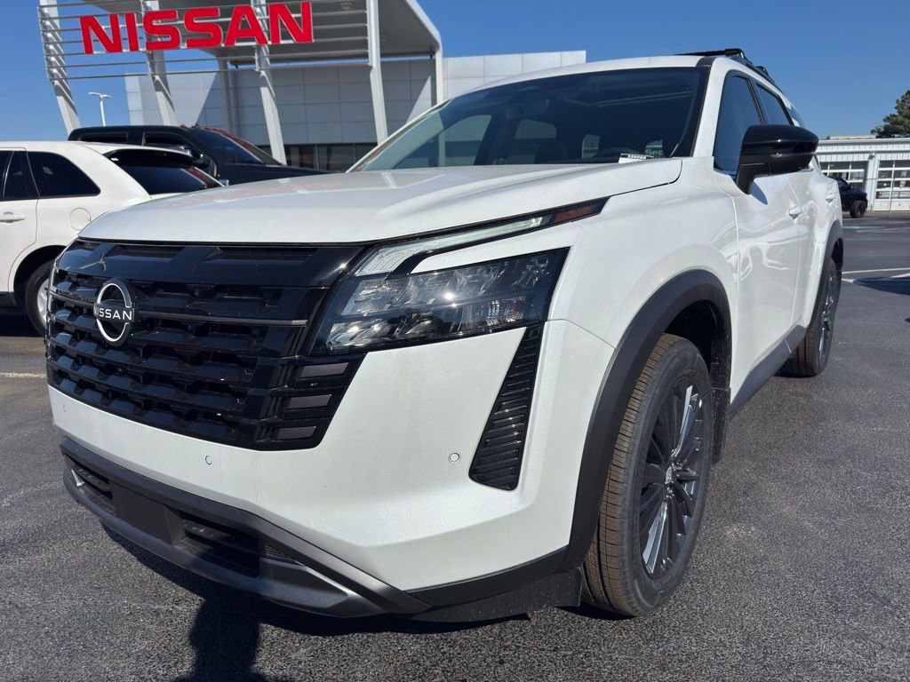 New 2026 Nissan Pathfinder SL w/ SL Premium Package image 9