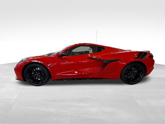 New 2027 Chevrolet Corvette Grand Sport w/ Z52 Sport Performance Package RWD image 3