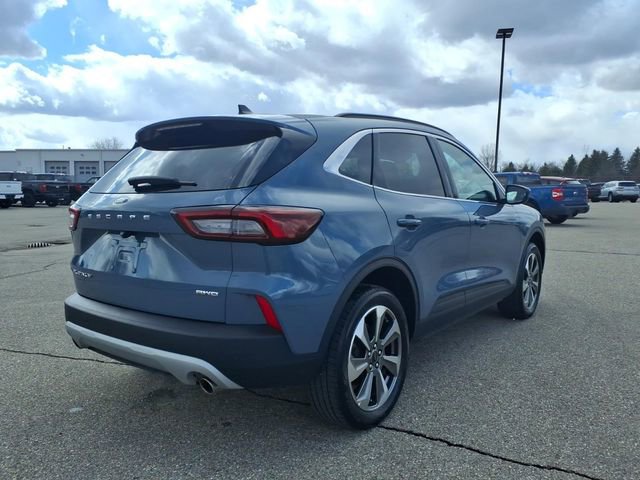 Certified 2025 Ford Escape Platinum AWD/4WD image 6