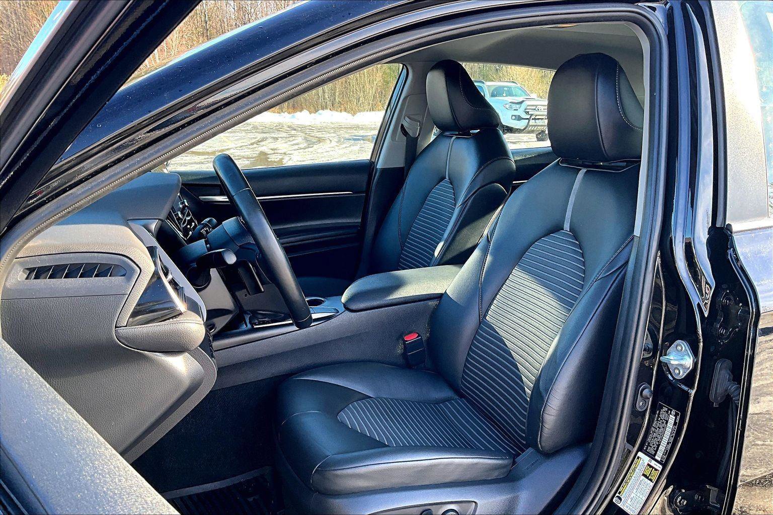 Used 2023 Toyota Camry SE image 21