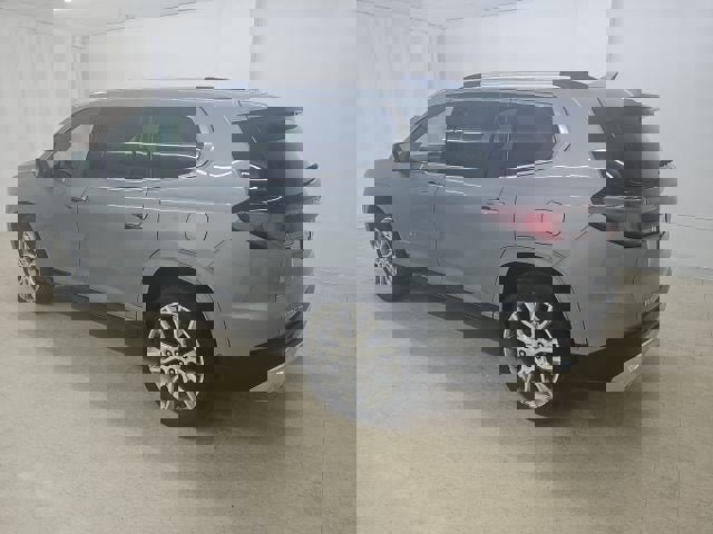 New 2026 GMC Acadia Denali w/ Super Cruise Package image 18