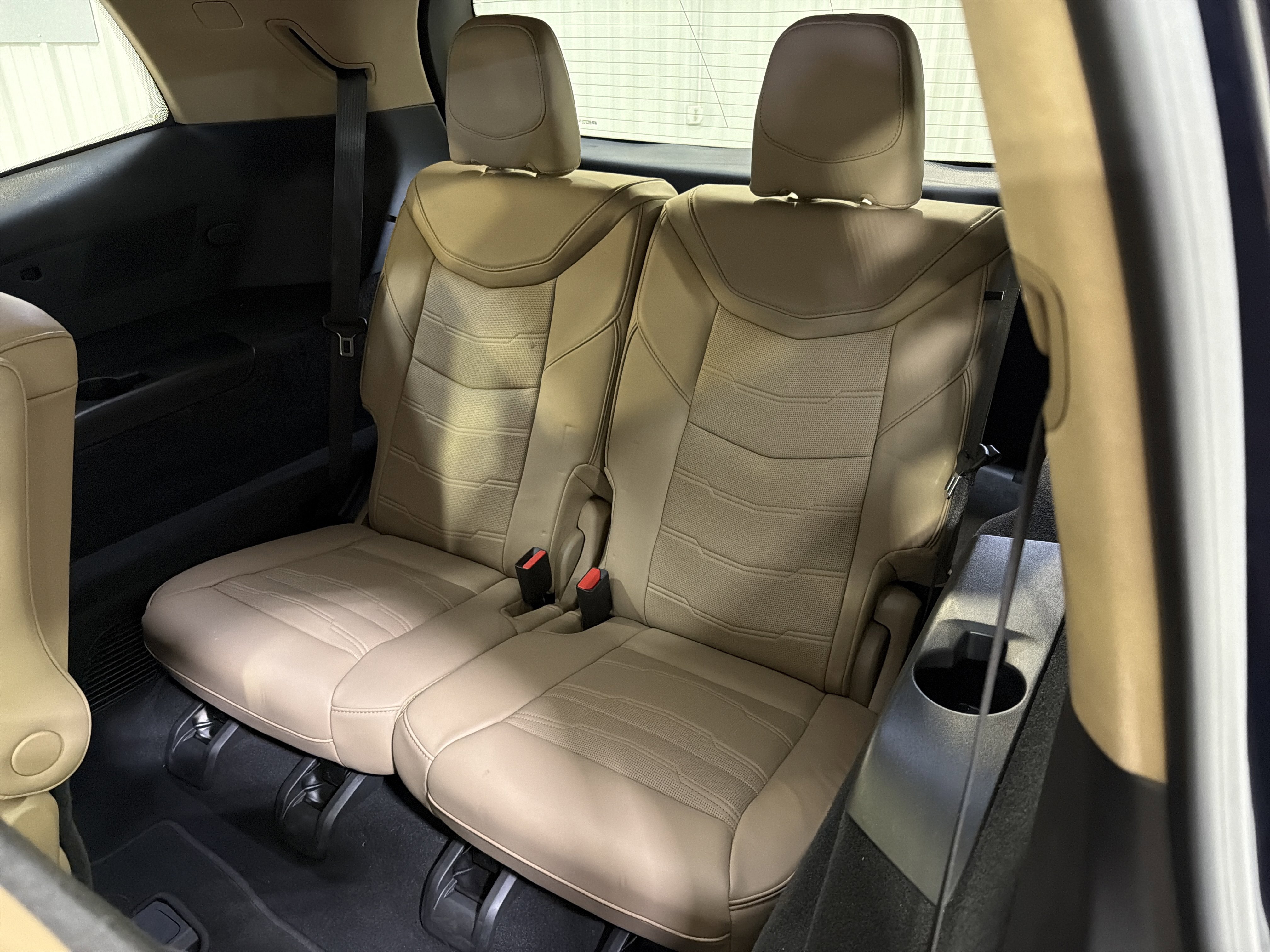 Used 2022 Cadillac XT6 Premium Luxury w/ Platinum Package image 13