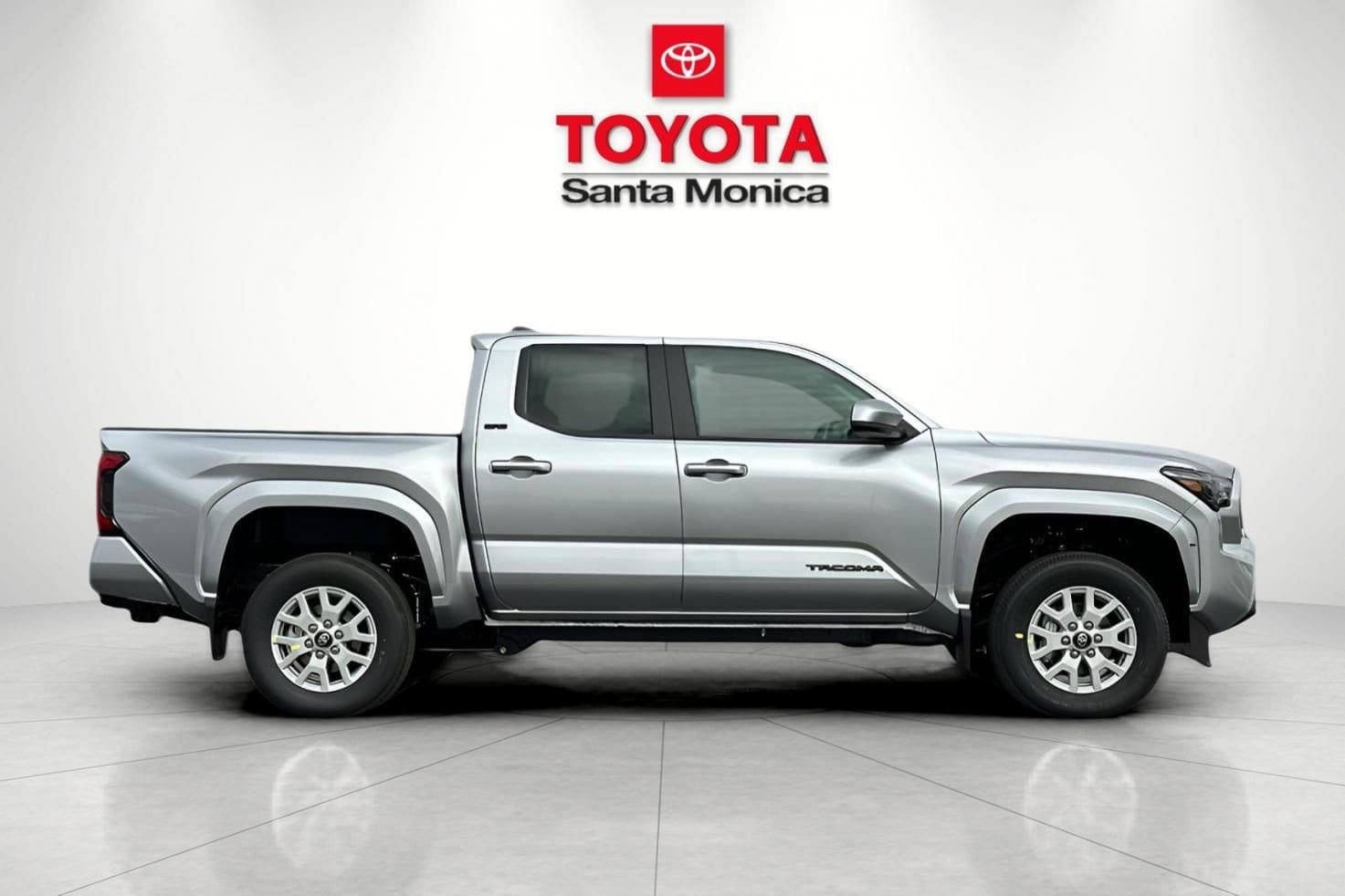 New 2026 Toyota Tacoma SR5 AWD/4WD image 2