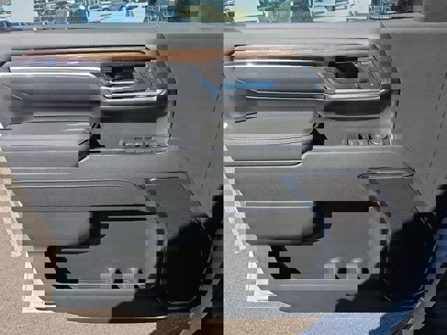 New 2026 Chevrolet Silverado 2500 LT w/ Leather Package image 17