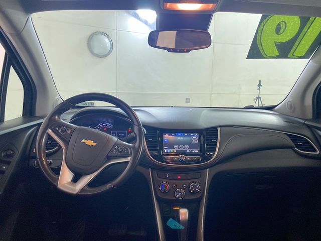 Used 2019 Chevrolet Trax LT w/ LT Convenience Package FWD image 27