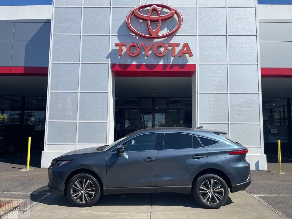 Used 2023 Toyota Venza LE