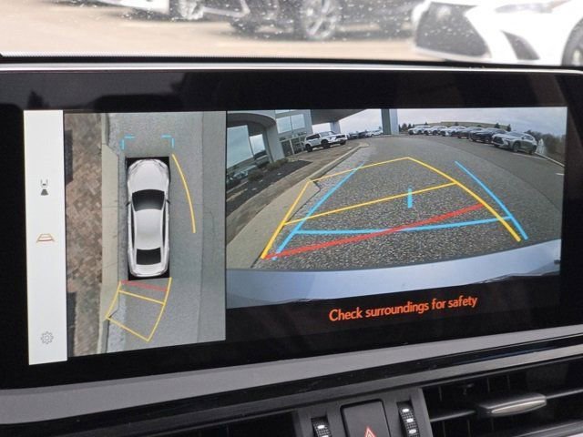 New 2025 Lexus ES 350 Ultra Luxury image 13