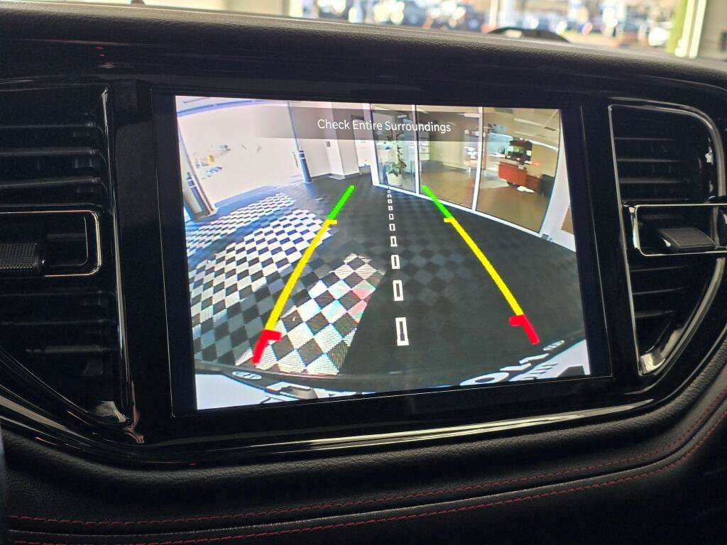 Used 2024 Dodge Durango GT image 30