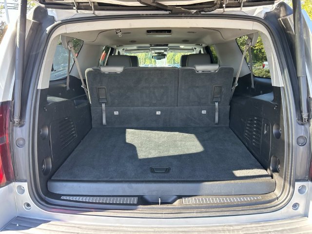 Used 2016 Chevrolet Suburban LT RWD image 23