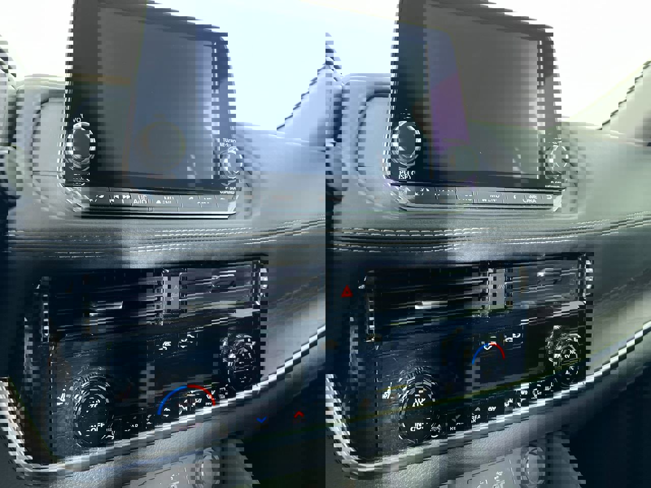 Used 2021 Nissan Rogue SL image 24