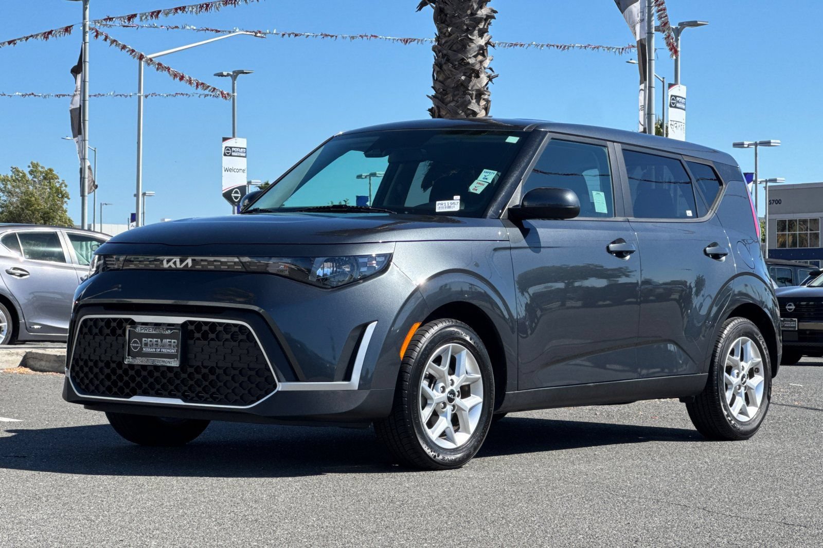 Used 2024 Kia Soul LX w/ Option Group 015 FWD image 8