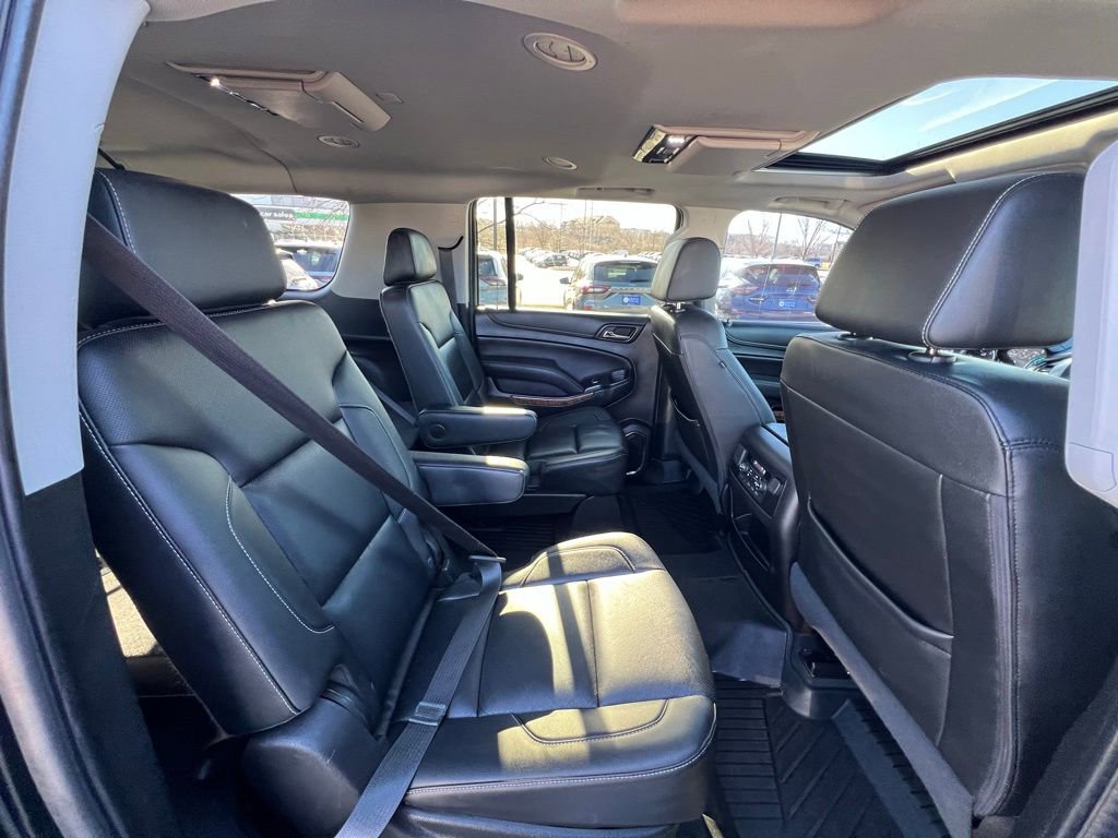 Used 2019 Chevrolet Suburban Premier image 29