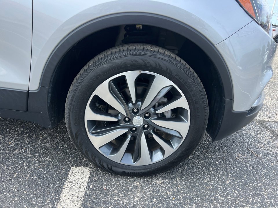 Used 2021 Buick Encore Preferred image 25