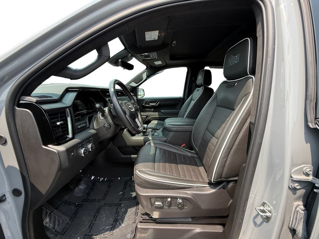 Used 2024 GMC Sierra 1500 AT4X w/ AT4X AEV Edition AWD/4WD image 9