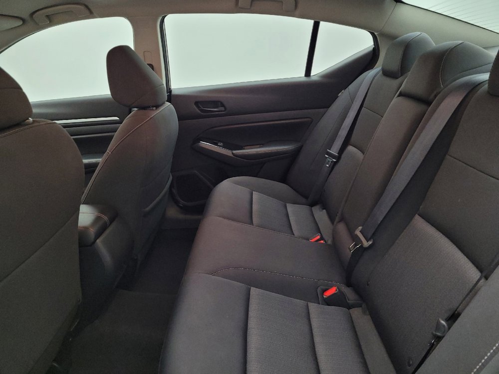 Used 2023 Nissan Altima 2.5 SV image 18