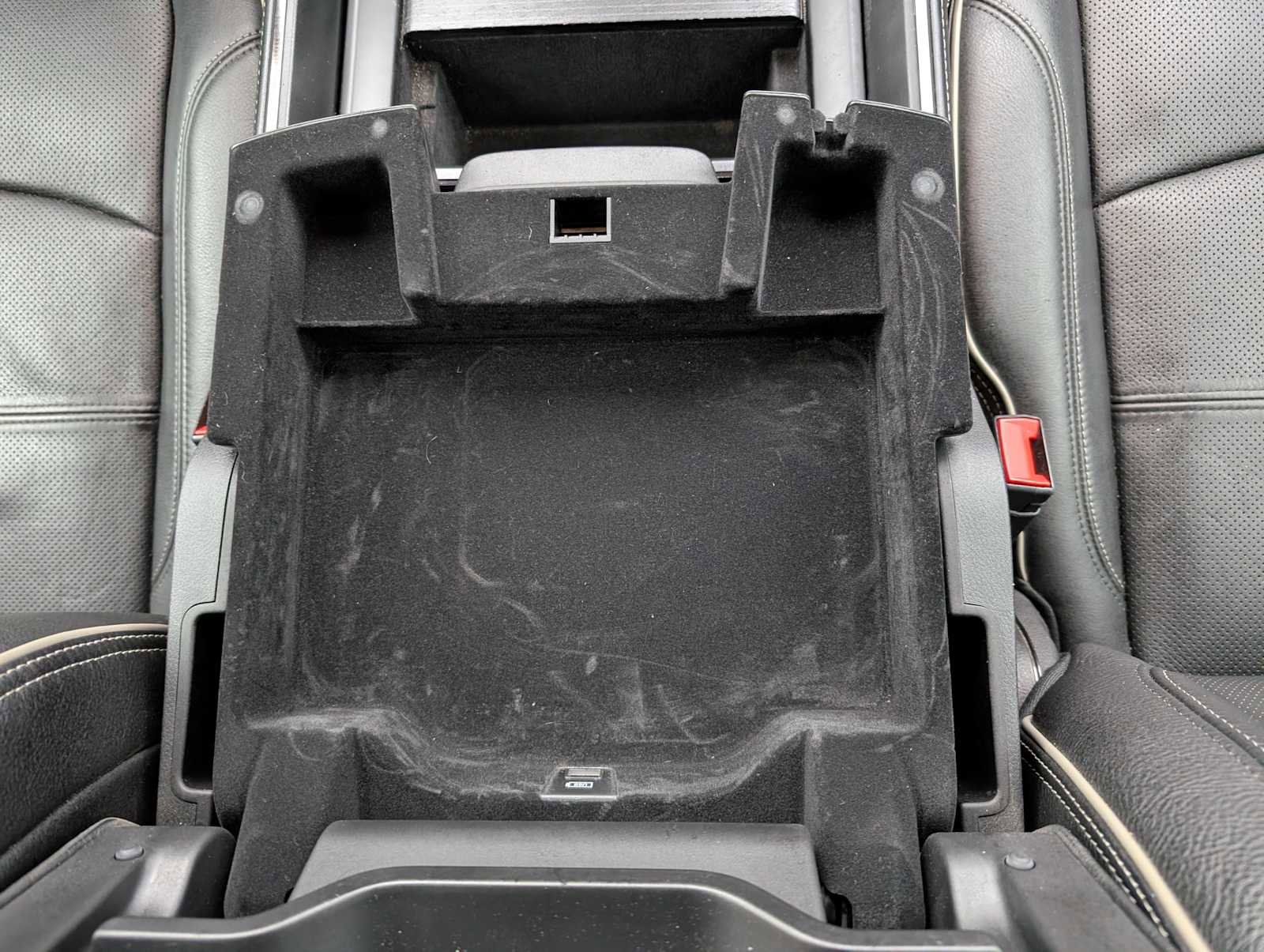 Used 2022 RAM 3500 Limited image 22