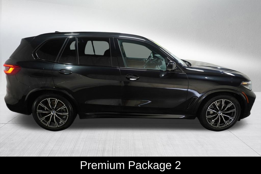 Used 2019 BMW X5 xDrive40i w/ M Sport Package AWD/4WD image 5