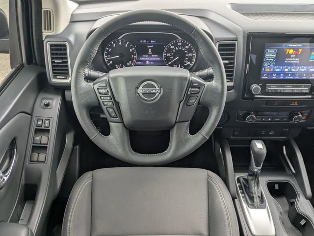 Used 2022 Nissan Frontier SV image 17