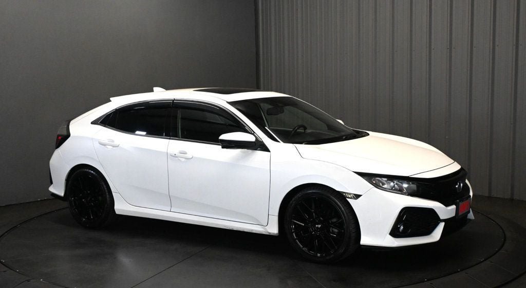 Used 2019 Honda Civic EX-L image 3