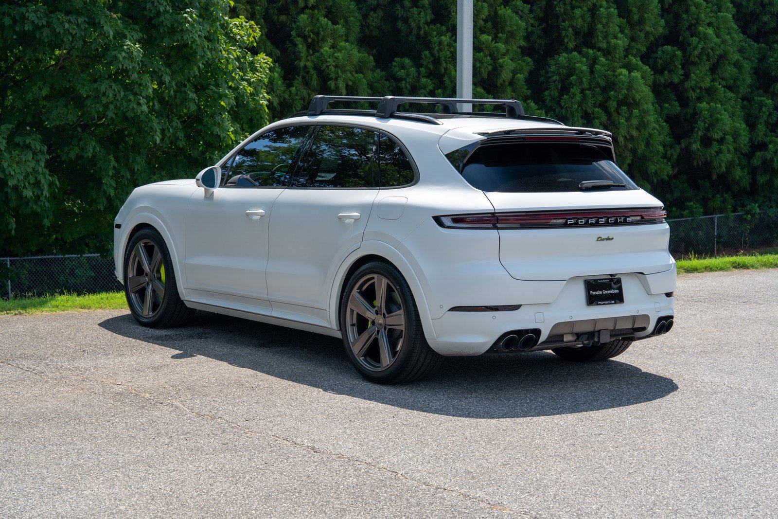 Certified 2025 Porsche Cayenne Turbo AWD/4WD image 3