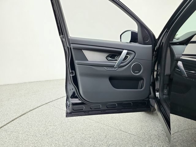 New 2026 Land Rover Discovery Sport Landmark AWD/4WD image 27
