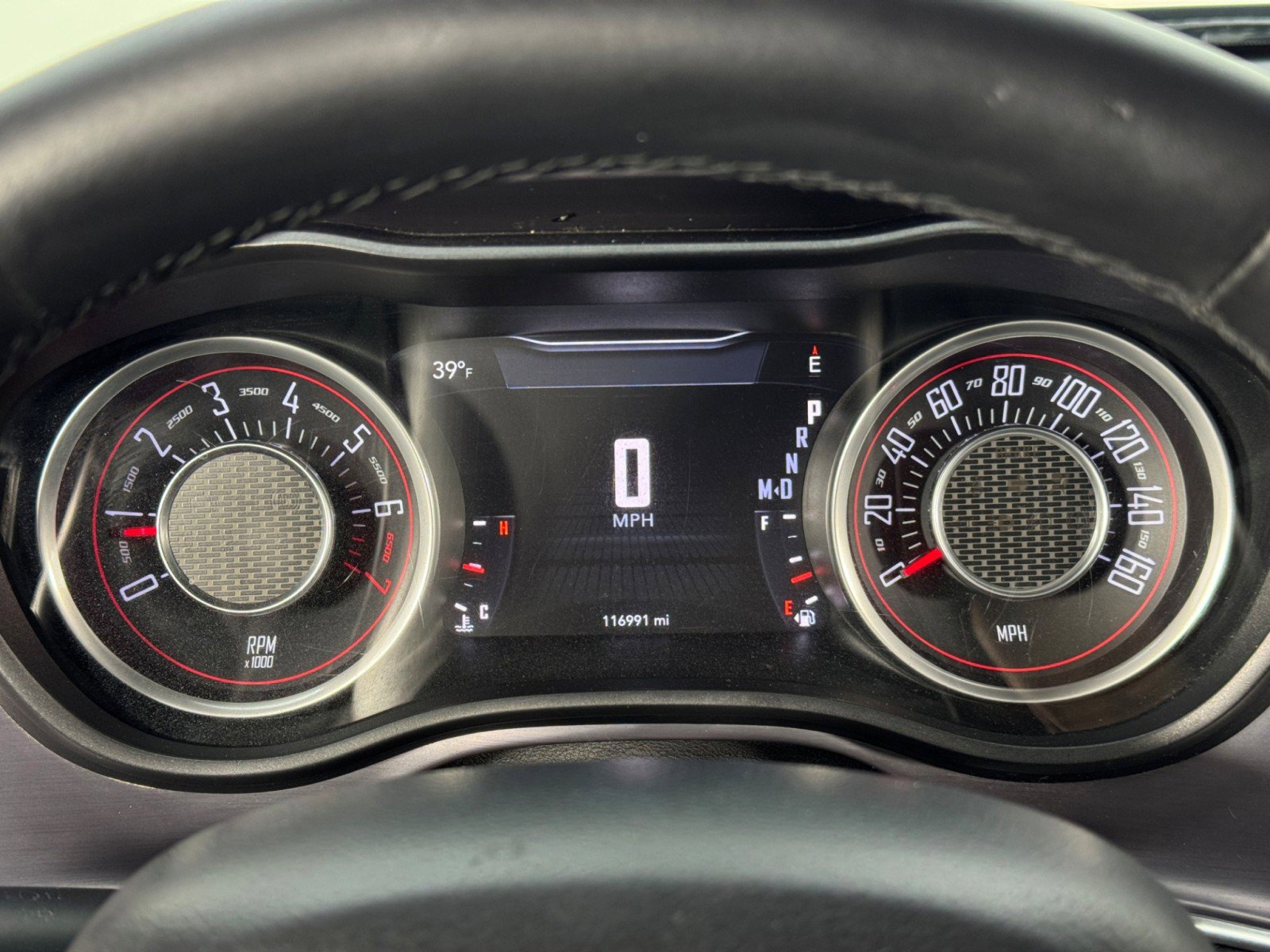 Used 2015 Dodge Challenger SXT image 16