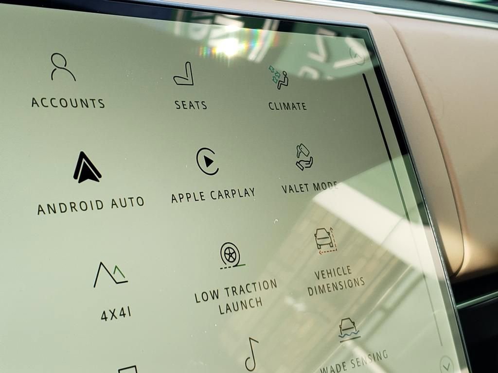 New 2026 Land Rover Range Rover Sport SE image 25