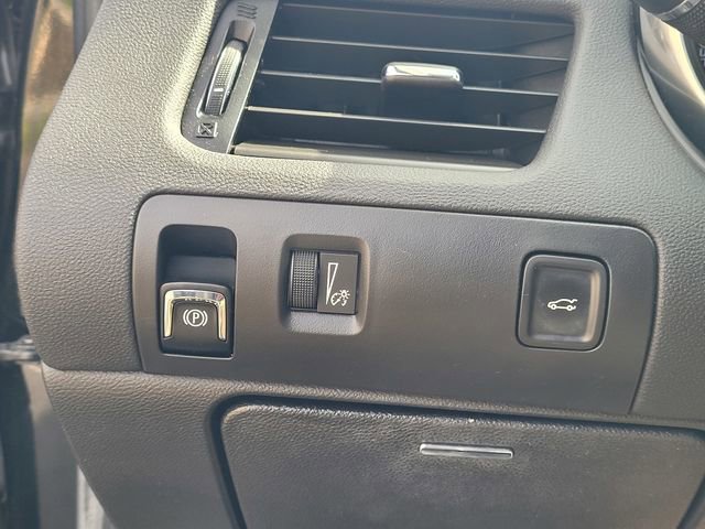 Used 2018 Chevrolet Impala LS image 23