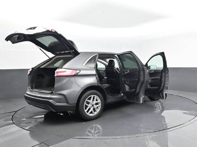 Used 2024 Ford Edge SEL AWD/4WD image 29