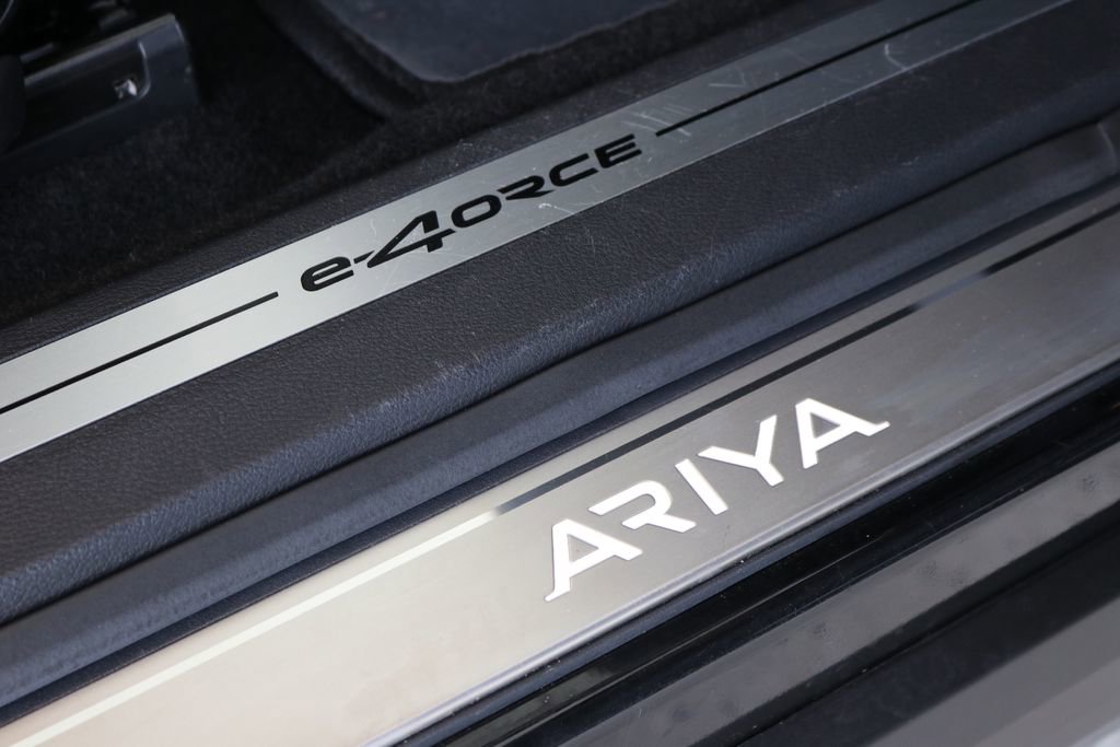 Used 2023 Nissan Ariya AWD image 36